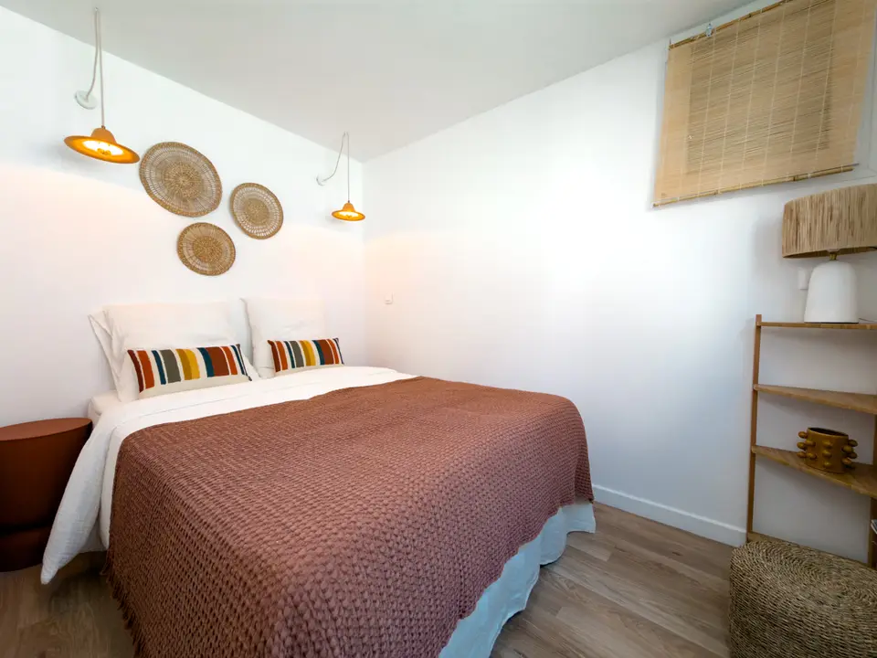 Le studio indépendant, lit queen size