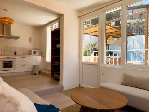 Photo de le salon, maison Calanca à Niolon
