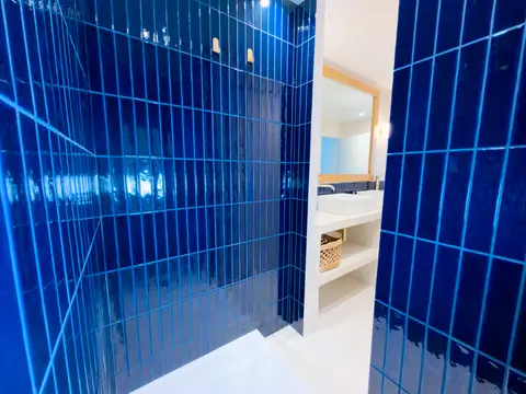 Photo de salle de bains 1, maison Calanca à Niolon
