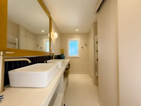 Photo de salle de bains 1, maison Calanca à Niolon