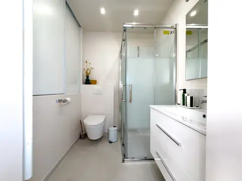 Photo de salle de bains 2, maison Calanca à Niolon