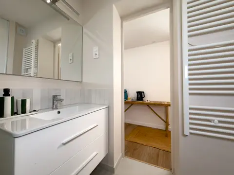 Photo de salle de bains 2, maison Calanca à Niolon
